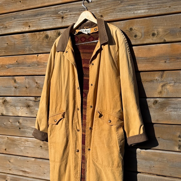 Vintage L.L. Bean women’s long chore coat / Trench Coat Brown corduroy - Picture 2 of 16